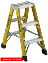 FEATHERLITE 6604 4′ EXTRA-HEAVY DUTY FIBERGLASS STEPLADDER