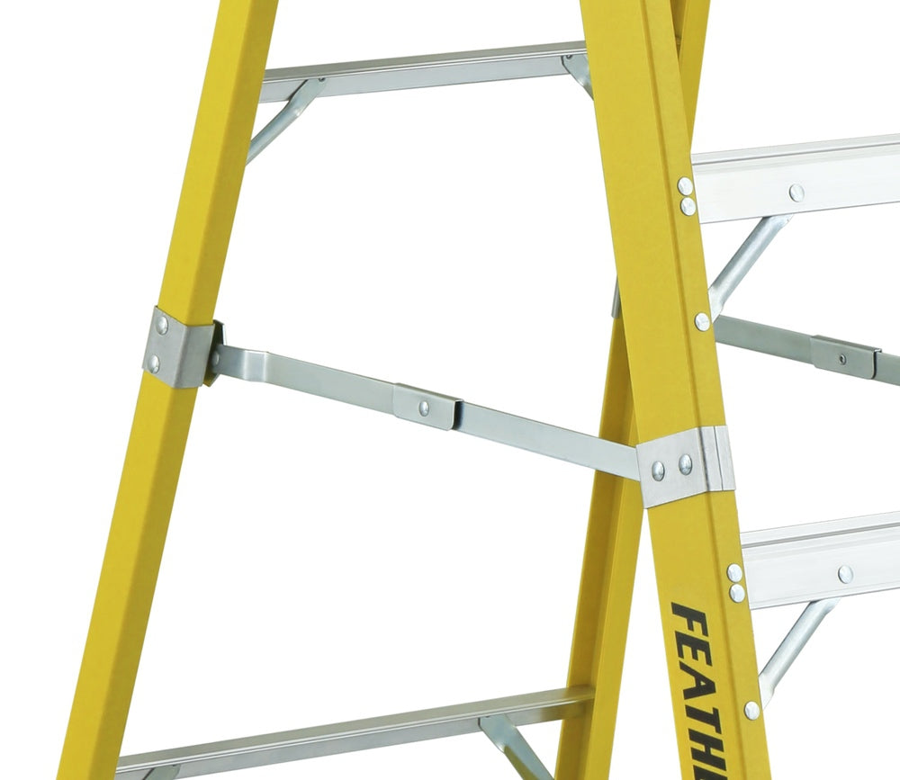 FEATHERLITE 6504 4′ EXTRA-HEAVY DUTY FIBERGLASS STEPLADDER