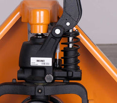 LIFT-RITE LOW PROFILE 4 WAY PALLET TRUCK MWK1LY00-000